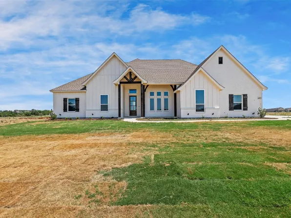 435 Red Bird Dr, Springtown, TX 76082