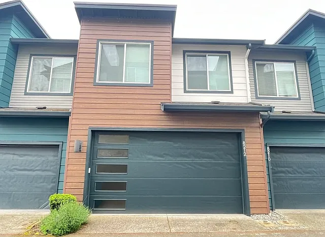 8212 S 132nd St — Photo 25