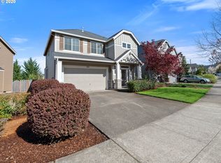 16580 SE Windswept Waters Dr, Damascus, OR