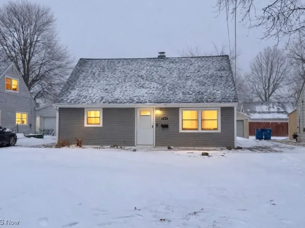 707 Vermont Dr, Lorain, OH 44052