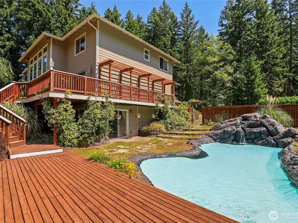 4997 SW Old Clifton Road, Port Orchard, WA 98367