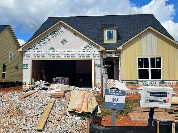 3rd image of 990 Silverton Dr