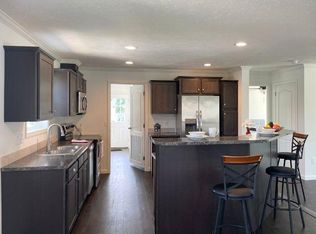 8772 Turkey Ridge Rd, Breinigsville, PA 18031