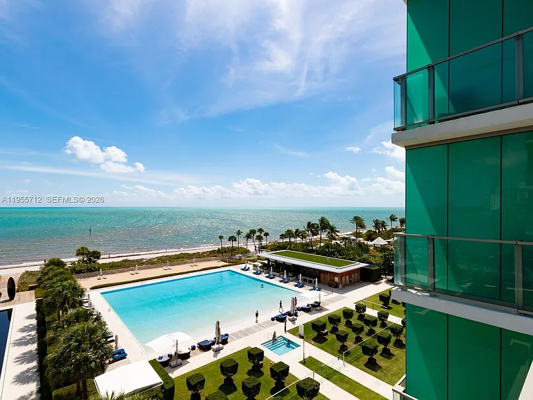 360 Ocean Dr #606S — Photo 41