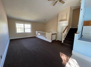 1006 Colonial Dr, Hudson, WI 54016