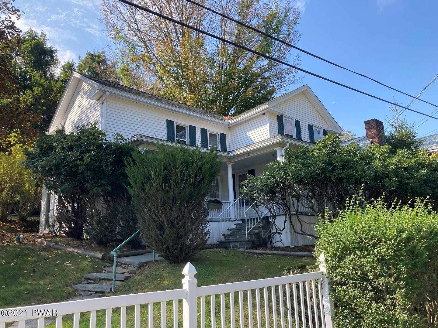 201 Columbus Ave, Hawley, PA 18428 Zillow
