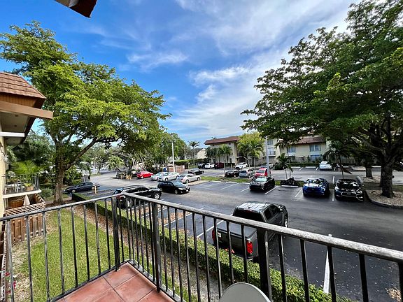 5th image of 8550 SW 109th Ave #5210