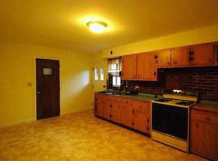 469 Vanderveer Rd, Raritan, NJ 08869