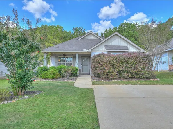2706 Brittany Ln, Opelika, AL 36804