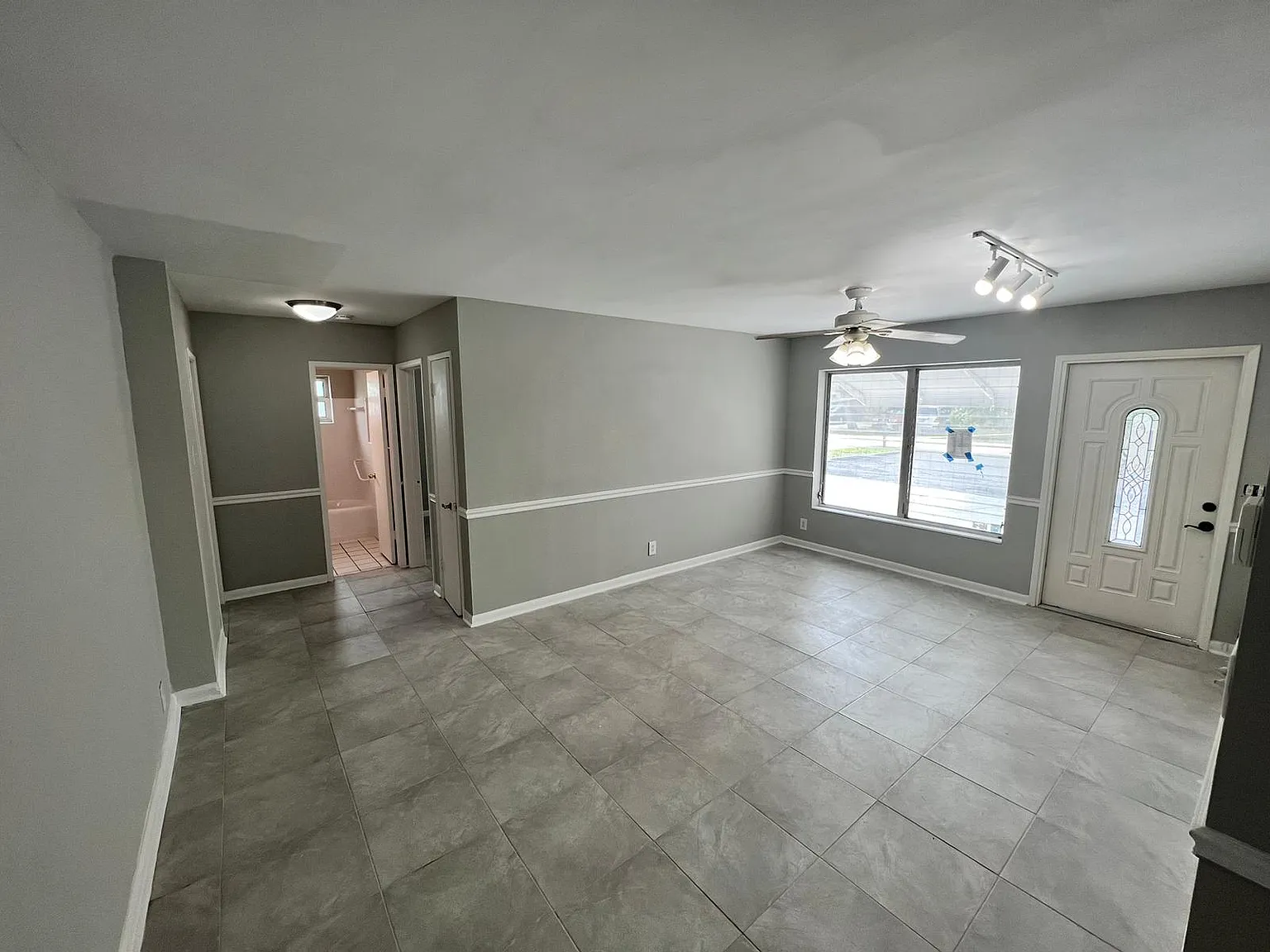 2 bed, $2,350 — Photo 3