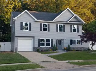 107 Winthrop Rd, Edison, NJ 08817