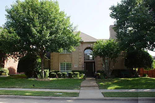 5905 Bassinghall Ln Photo 1