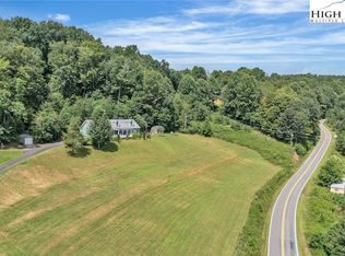 3786 Peak Road, Creston, NC 28615