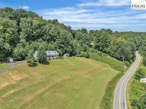 3786 Peak Road, Creston, NC 28615