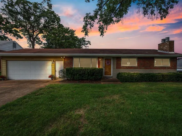 9217 Lurline Dr, Saint Louis, MO 63126
