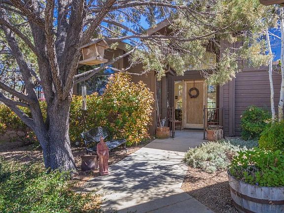 2nd image of 3227 E Silvercliff Cir