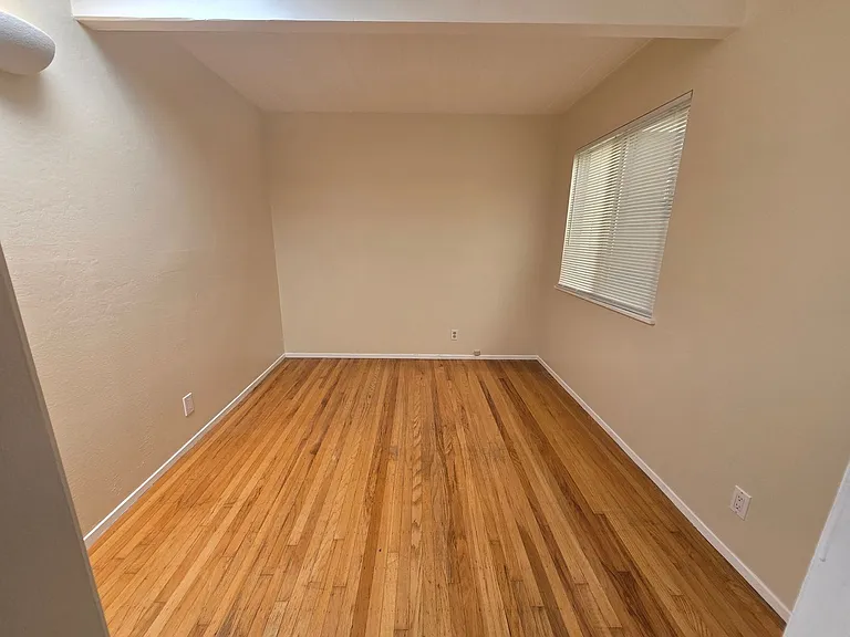421 Golden Gate Ave — Photo 9