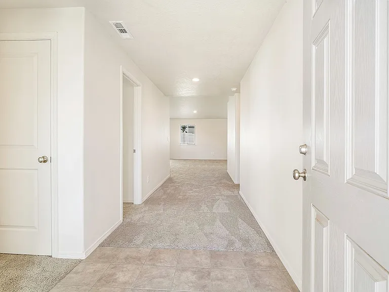 4214 W Wood Ct — Photo 7