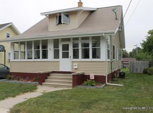 1800 29th St, Two Rivers, WI 54241