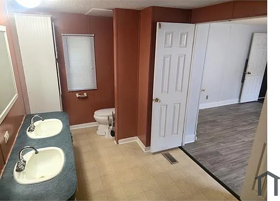 2 bed, 1300 sqft, $1,600 — Photo 4
