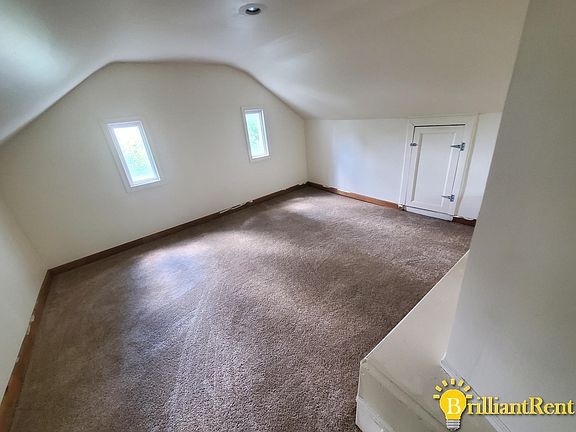 4th image of 107 Fusting Ave #2