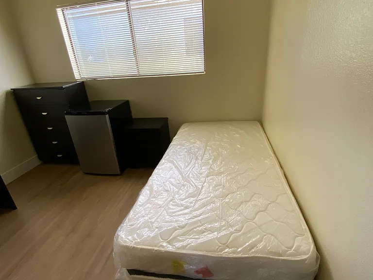 1619 Q St #7 — Photo 7