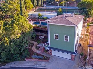 16128 Bayberry Pl, Sherman Oaks, CA 91403