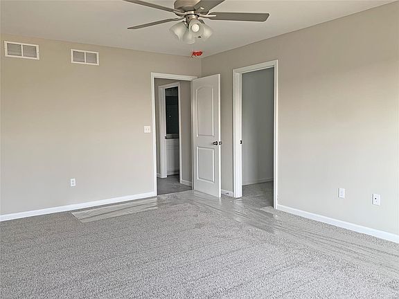 4th image of 517 Somerset Dr