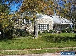 7901 Deer Run Rd, Glenside, PA 19038