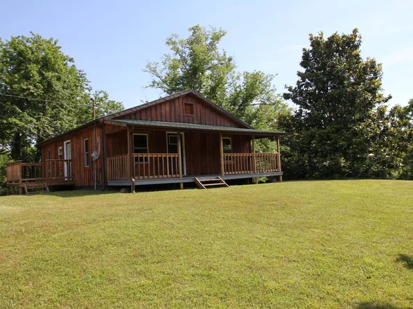 656 W Williamsburg St, Whitley City, KY 42653