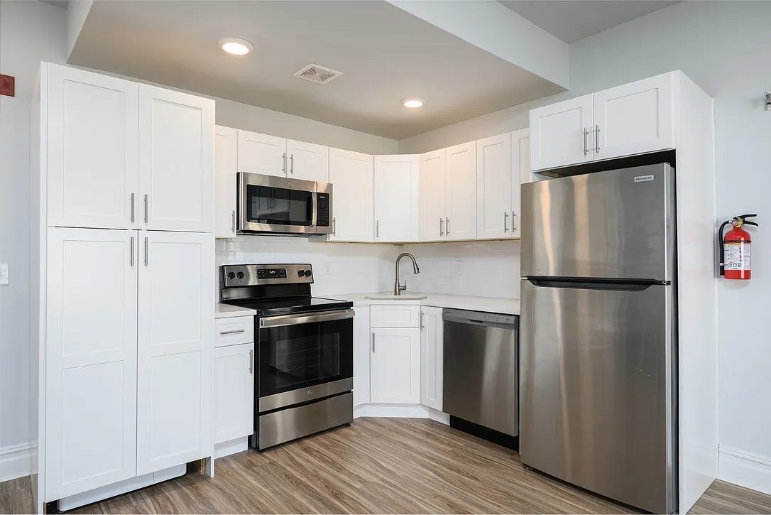 Building Photo - 51 1st Ave #308