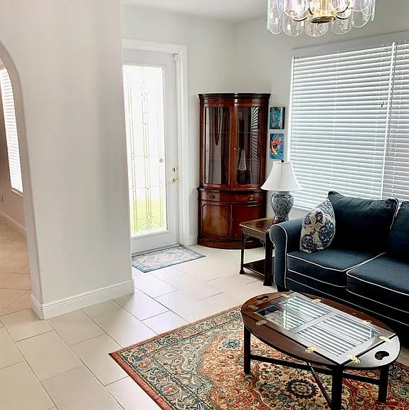 24312 Westgate Blvd — Photo 41