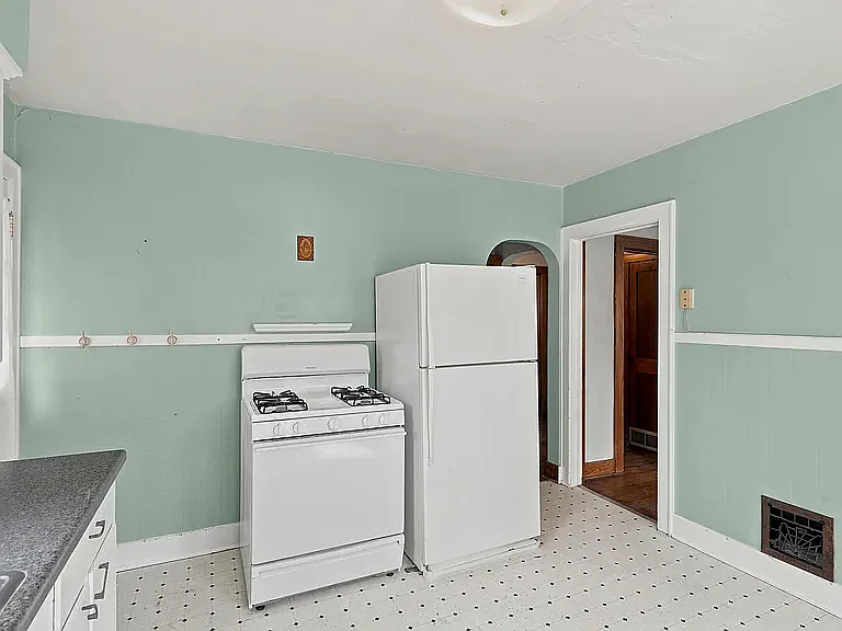 211 N Ann St #101 — Photo 4