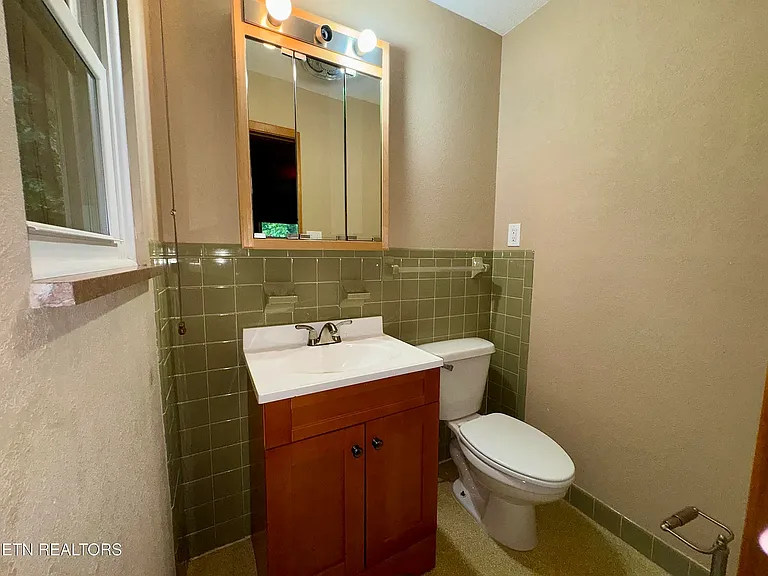 10801 Highcliff Dr — Photo 14
