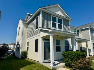 3927 Four Poles Park Dr, North Charleston, SC 29405