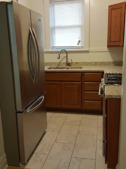 917 Grand Ave — Photo 6