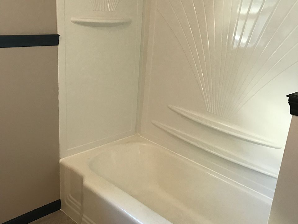1st image of 108 Wilbury Pl Floor 2