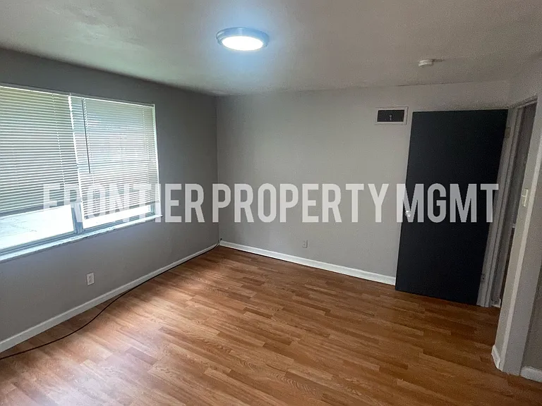 1000 Wild Cherry Ln — Photo 15