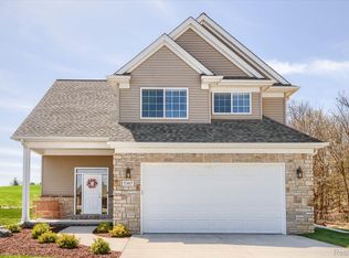 5367 Pebble Beach Dr, Metamora, MI 48455