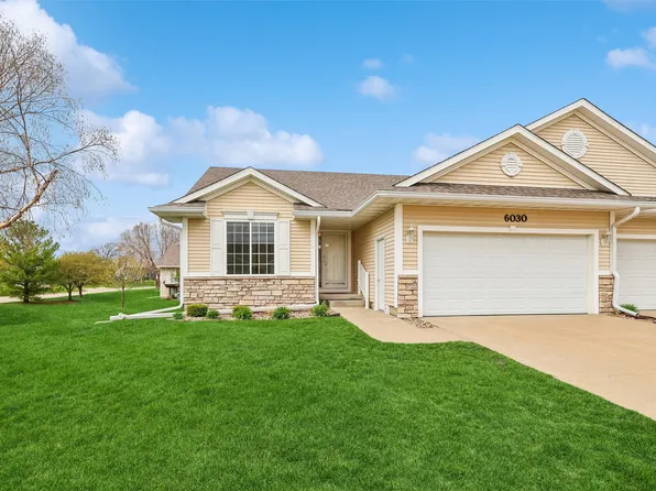 6030 Pinewood Ct, Johnston, IA 50131