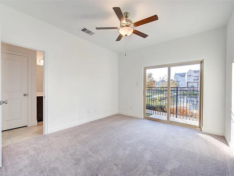 1415 Adell Rose Ln — Photo 16