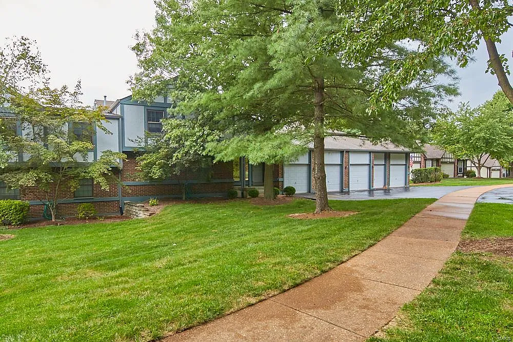 13131 Royal Pines Dr Unit 7 photo 1
