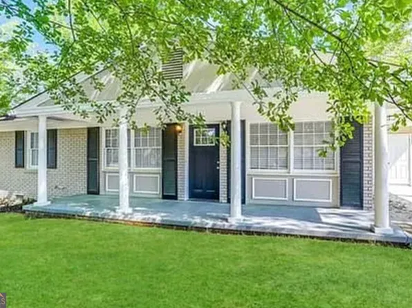 3539 Meadowridge Dr SW, Atlanta, GA 30331