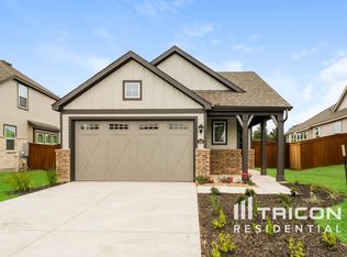 556 Raglands Rd, Leander, TX 78641