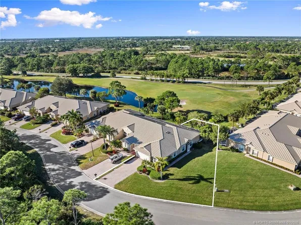 581 NW Broken Oak Trl, Jensen Beach, FL 34957