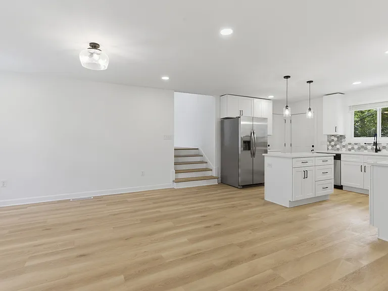10173 Joliet St — Photo 3