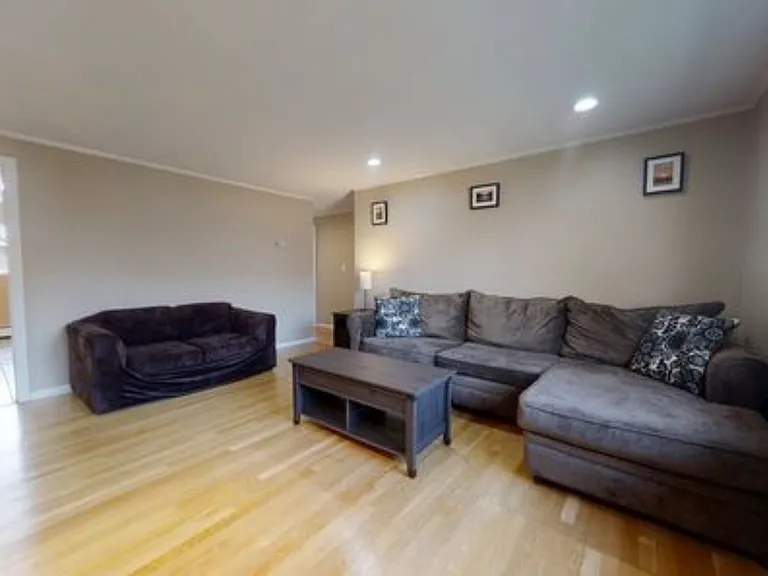 50 Bryon Rd #6 — Photo 5