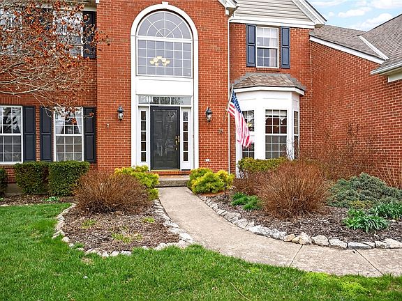 4th image of 48 Dinsley Pl