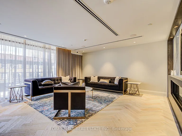 151 Avenue Rd #204 — Photo 27