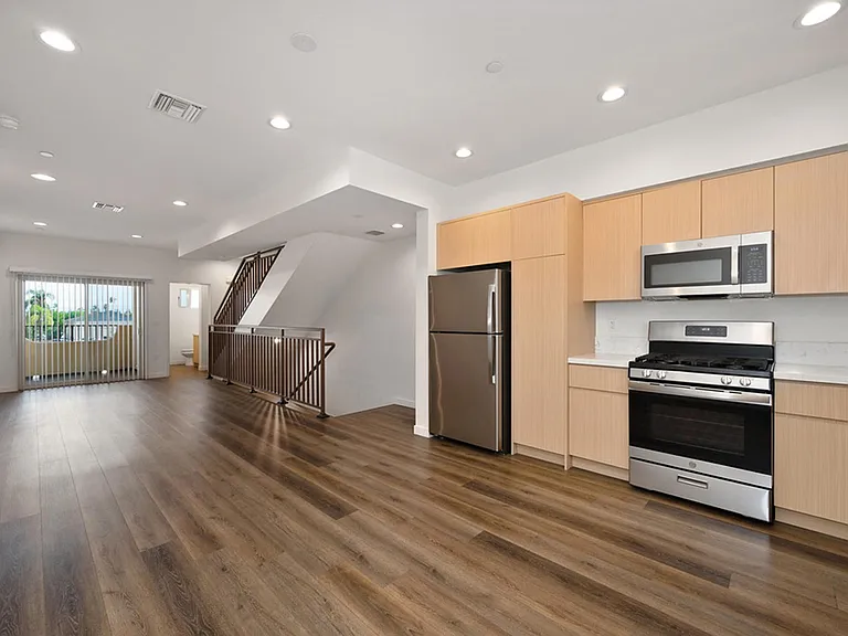 Presidio Townhomes — Photo 21